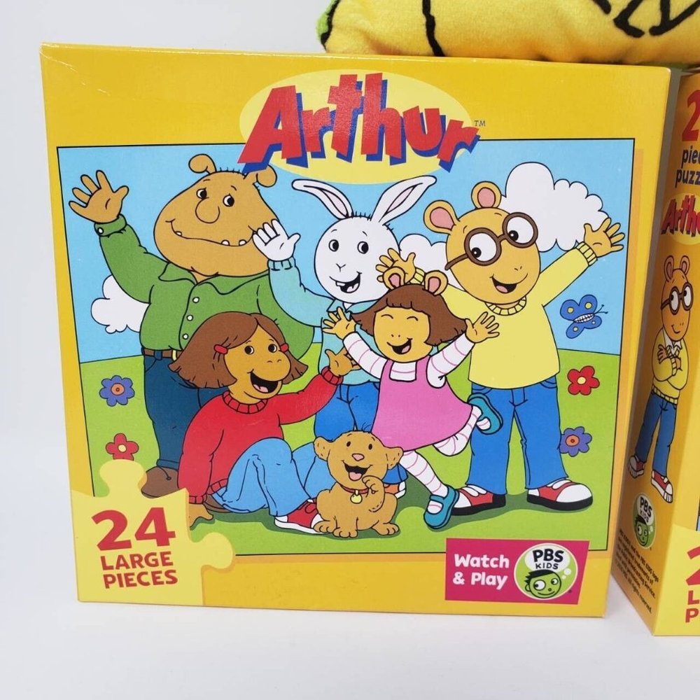 Arthur Show Bundle  2 Puzzles and Matching Plush! 24 Piece Puzzles and 7'' Plush - Picture 3 of 12